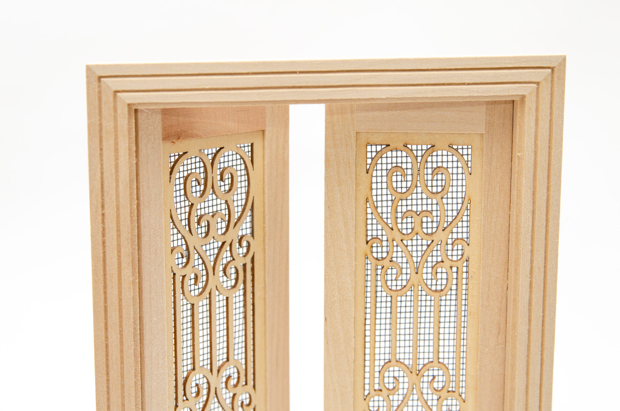 Дверь двустворчатая резная Дверь двустворчатая резная