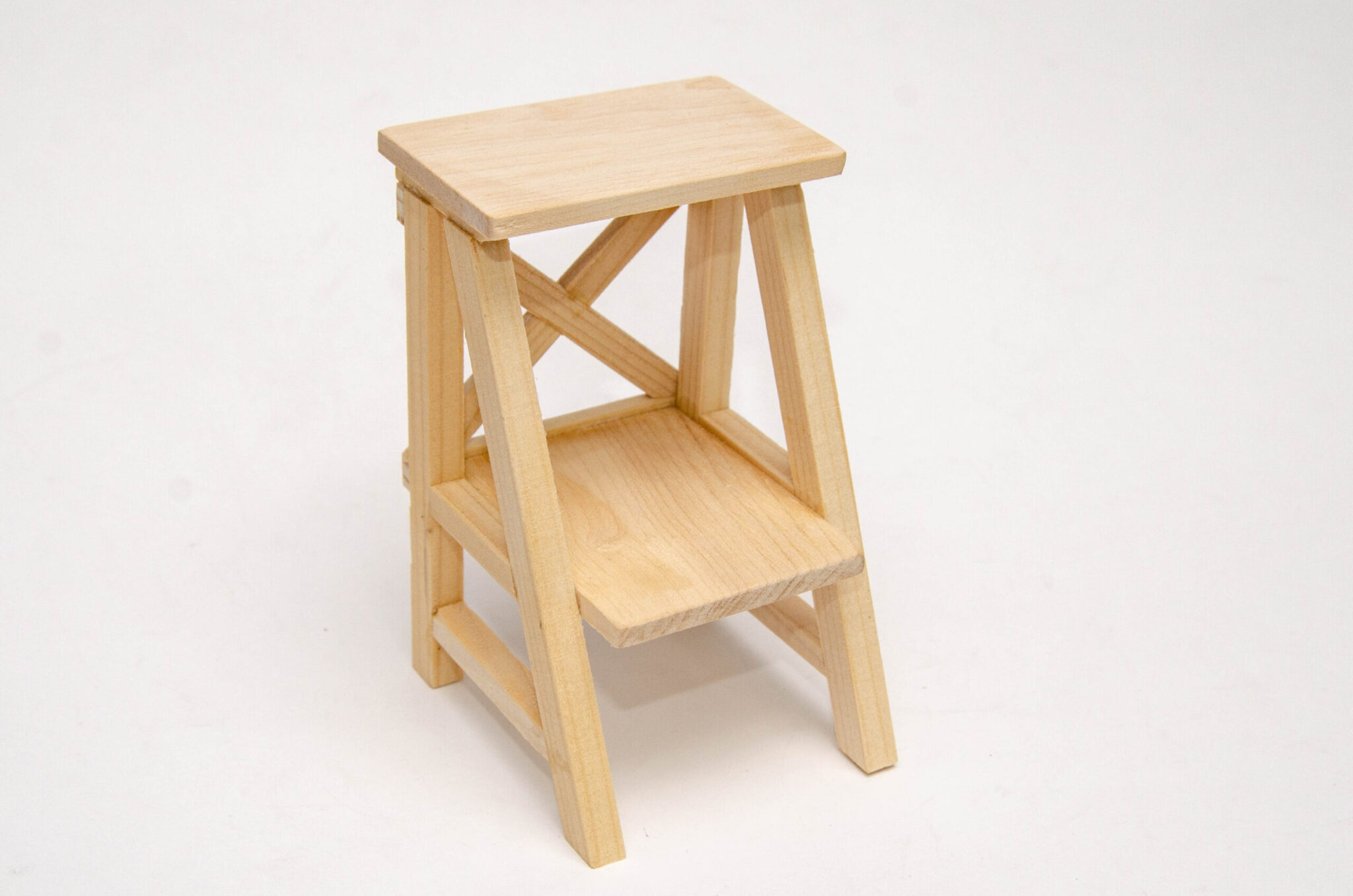 Натуральное дерево Стойка-стеллаж. Натуральное дерево