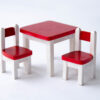 Детский столик и два стульчика