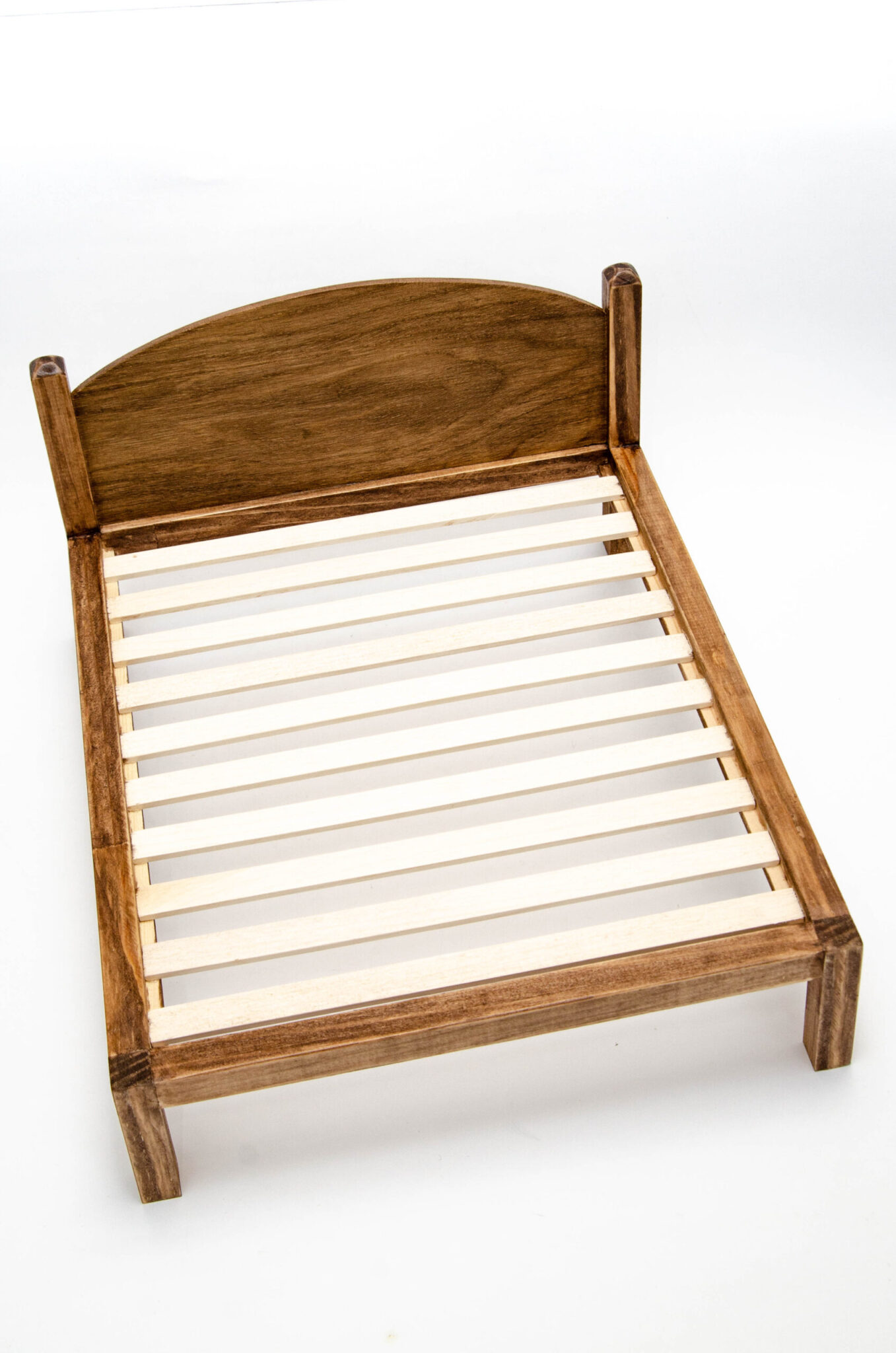 Кровать 1:6 Кровать 1:6