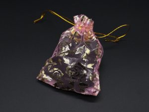 Подарочные мешочки упаковочные из органзы красивые цвет светло-розовый. 9х12см