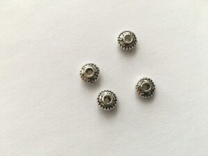 Металеві декори в колір "античне срібло" 8 мм Товари для рукоділля та творчості