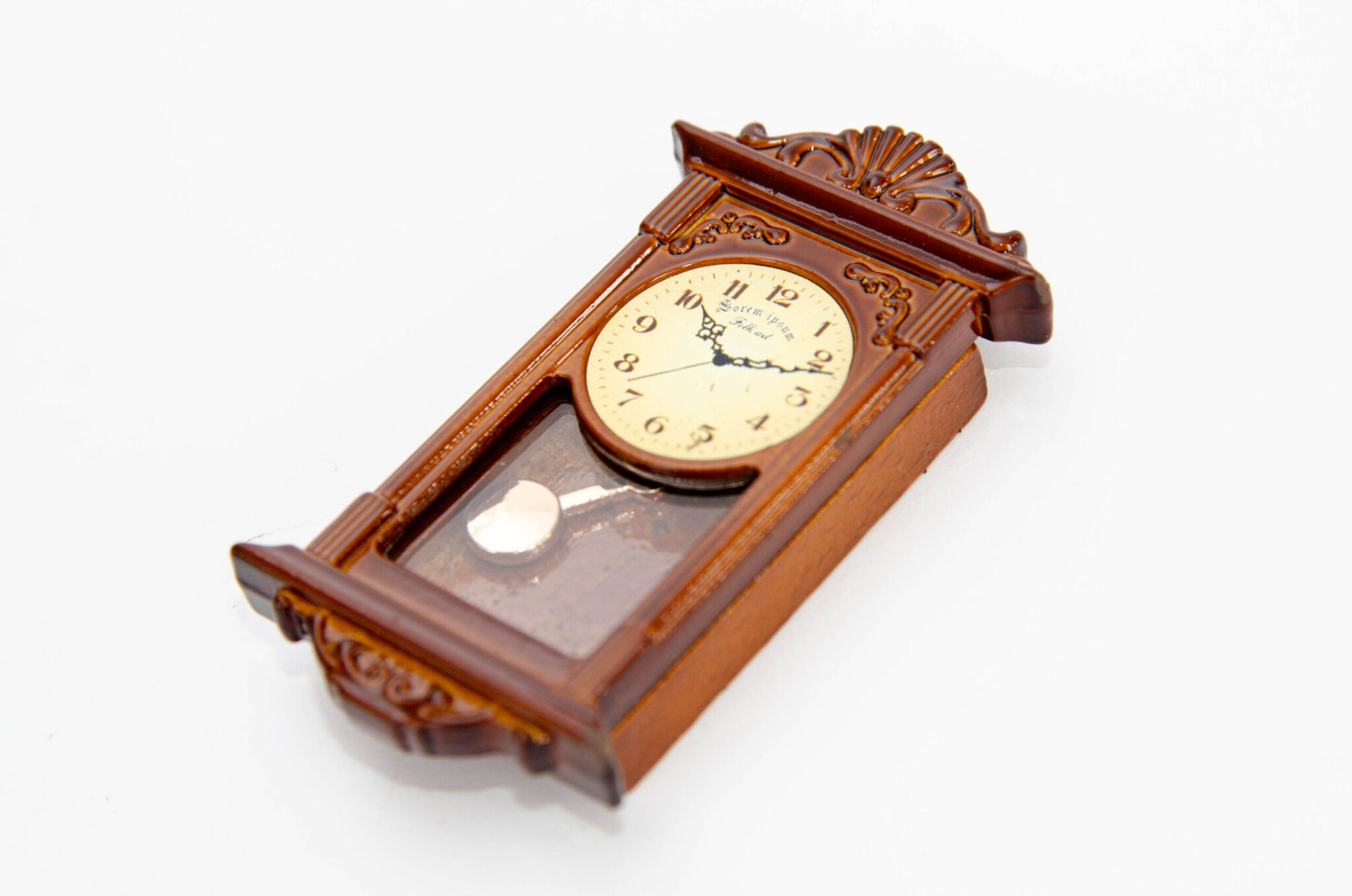 Часы маятниковые настенные Часы маятниковые настенные