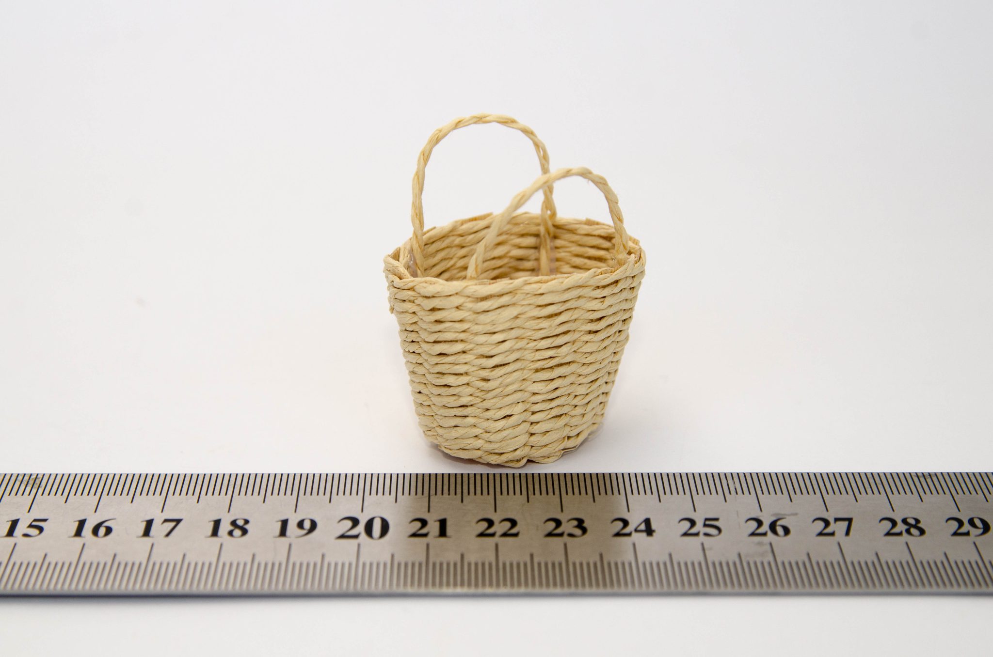 Корзинка плетеная Корзинка плетеная