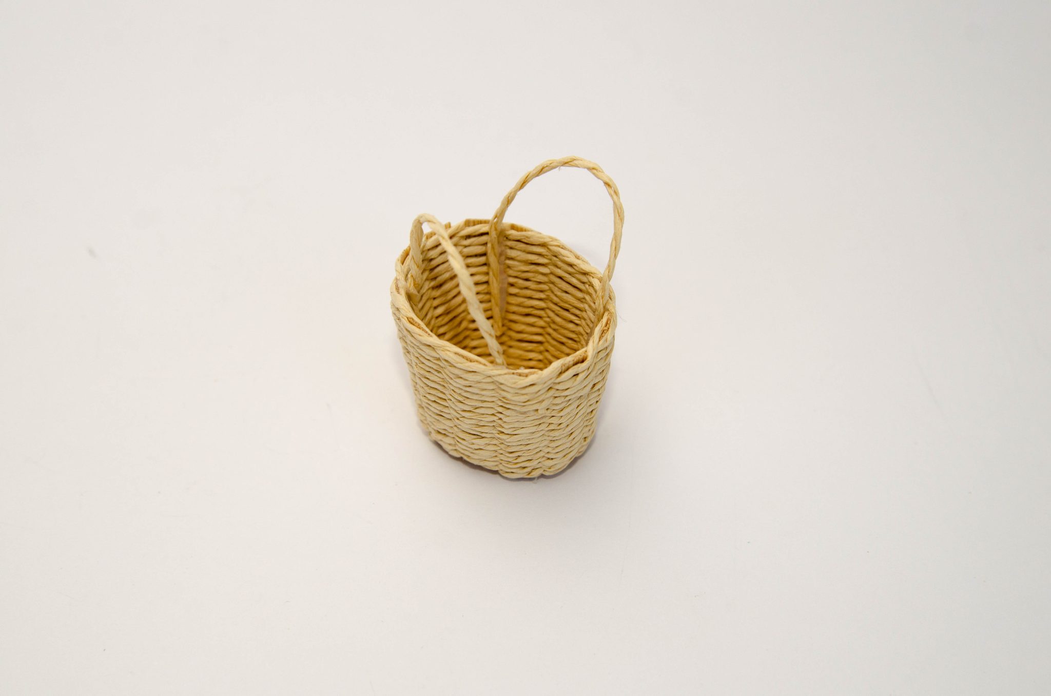 Корзинка плетеная Корзинка плетеная
