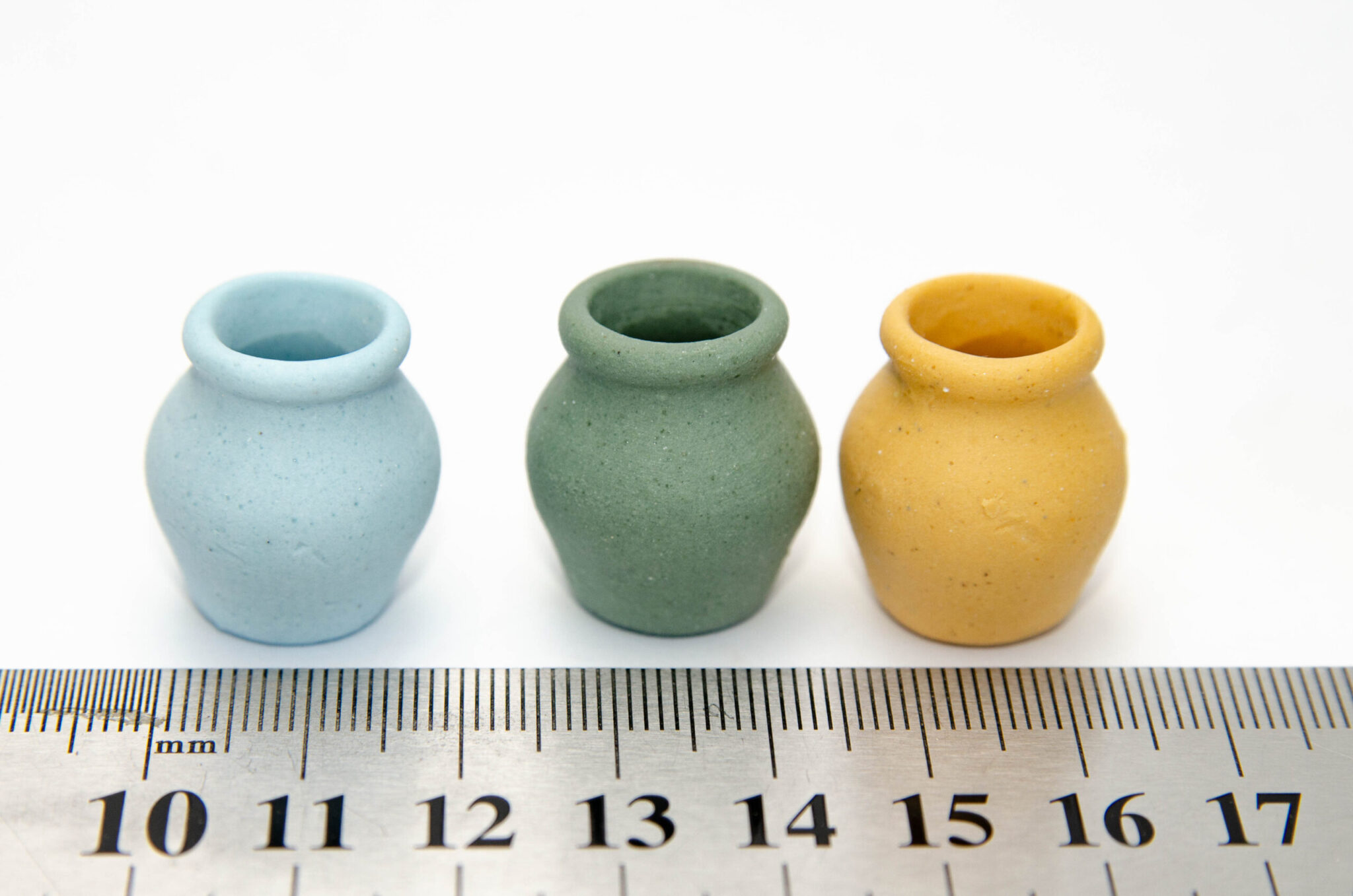 Горшочки-вазы глиняные Горшочки-вазы глиняные