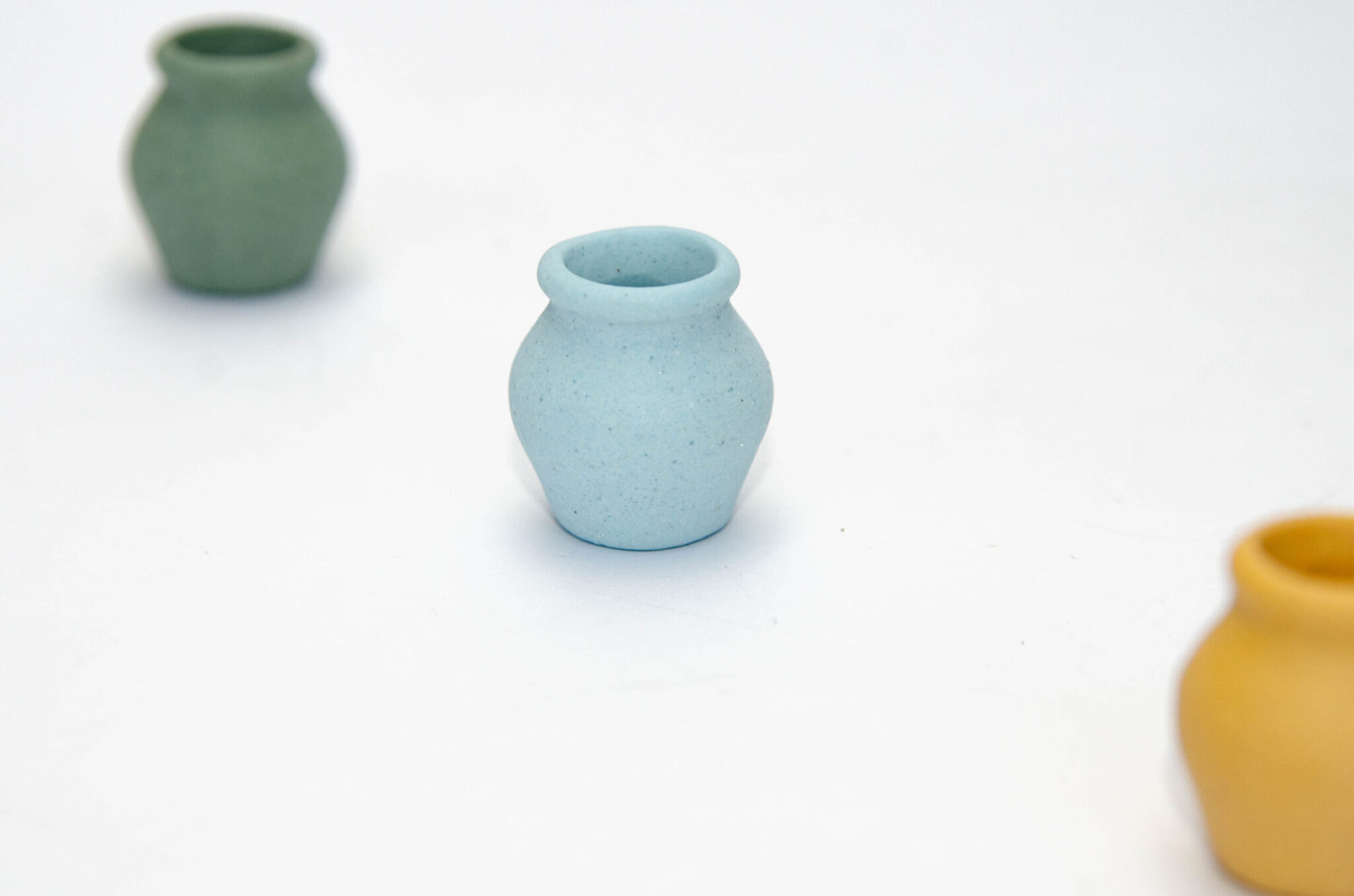 Горшочки-вазы глиняные Горшочки-вазы глиняные