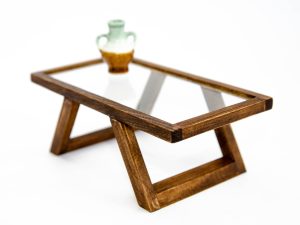 Дерев'яний стіл зі скляною стільницею в рамці. Handmade