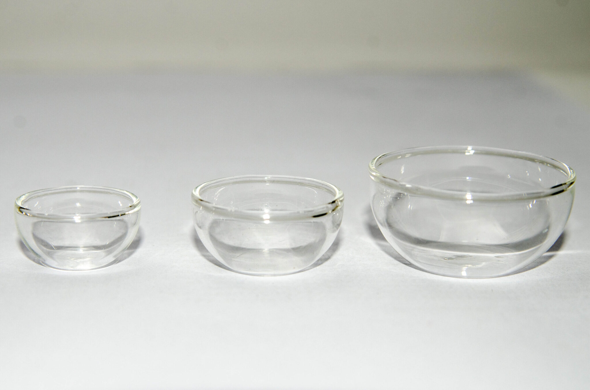 Чаша стеклянная прозрачная Чаша стеклянная прозрачная