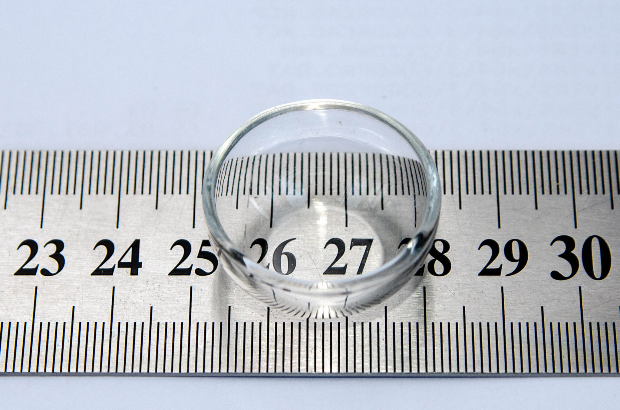 Чаша стеклянная прозрачная Чаша стеклянная прозрачная