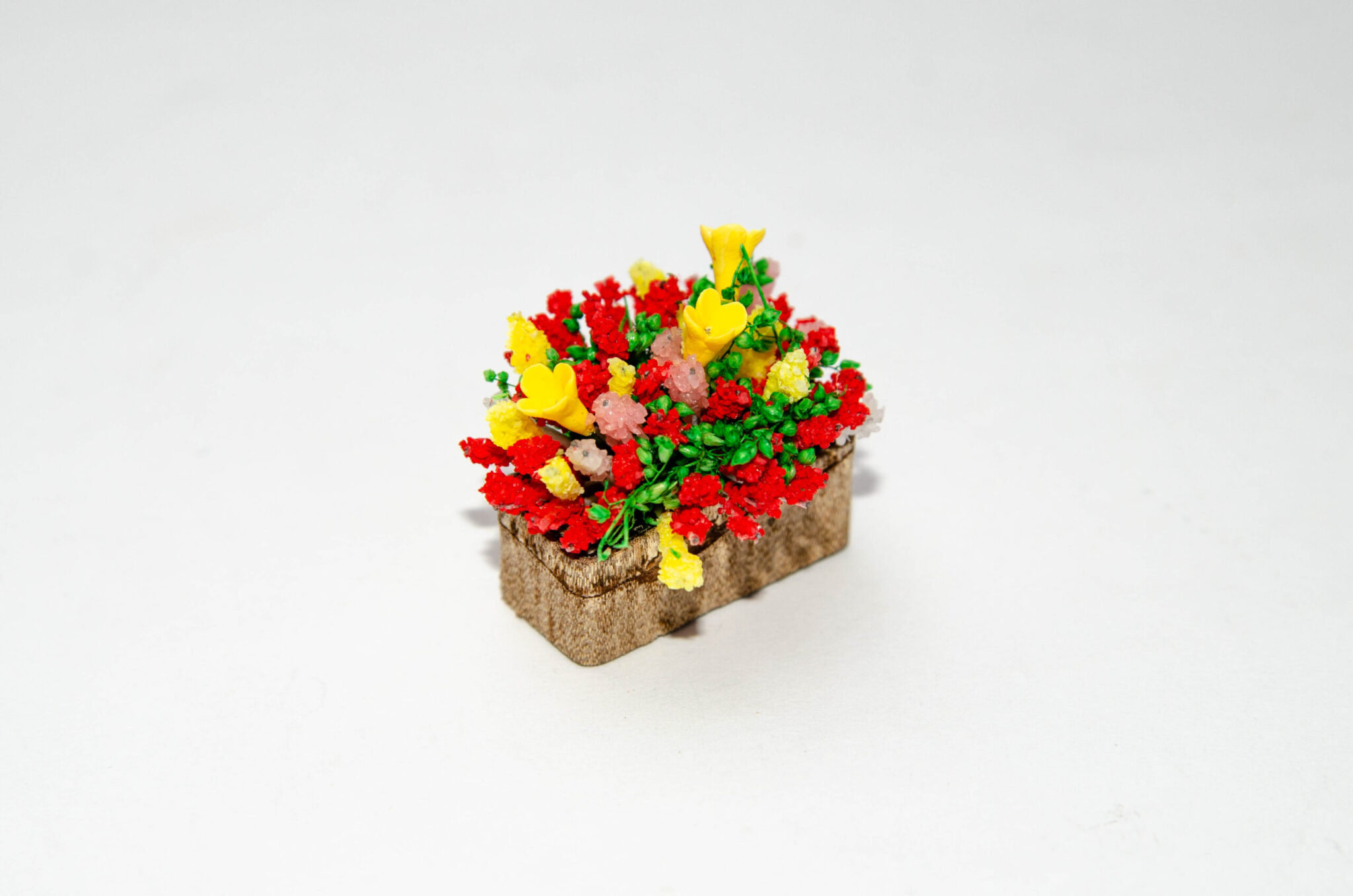 Цветы в ящике – кашпо Цветы в ящике – кашпо