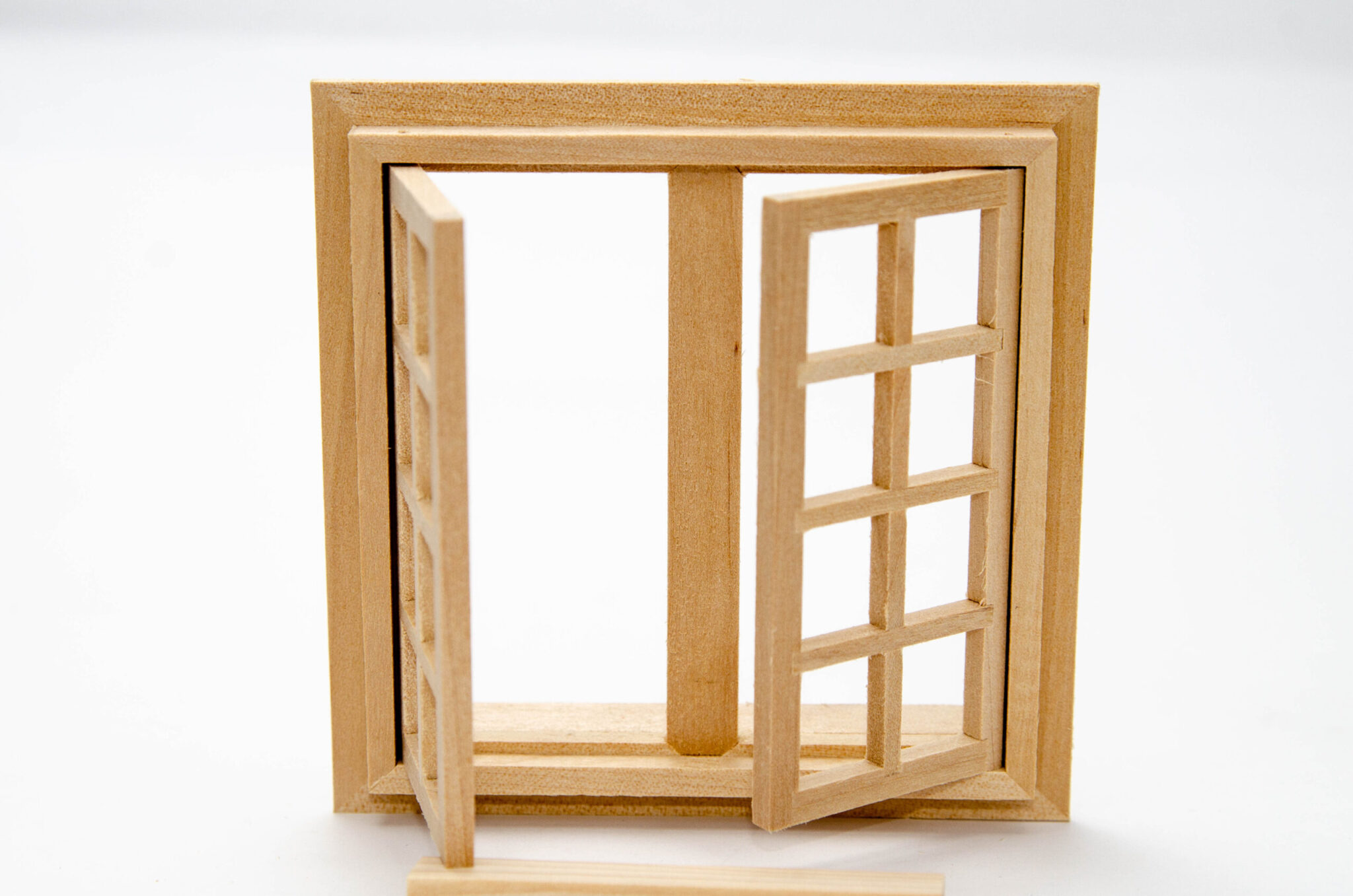 Окно двустворчатое 16 секций