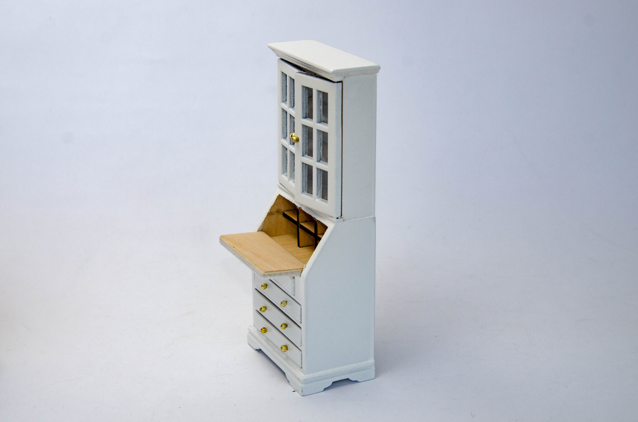 Шкаф посудный с баром Шкаф посудный с баром