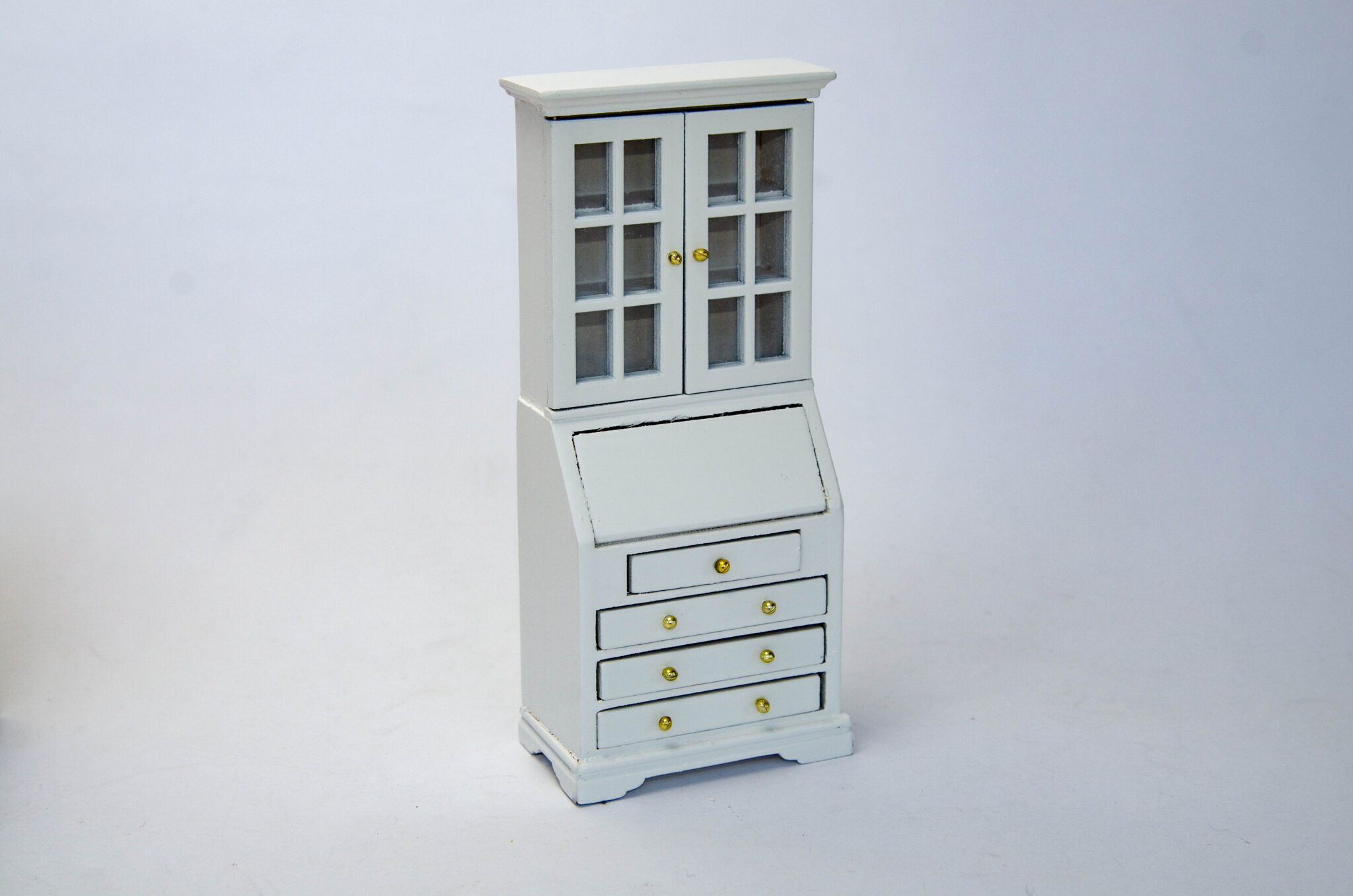 Шкаф посудный с баром Шкаф посудный с баром