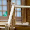 Поручень деревянный для лестницы. На заказ