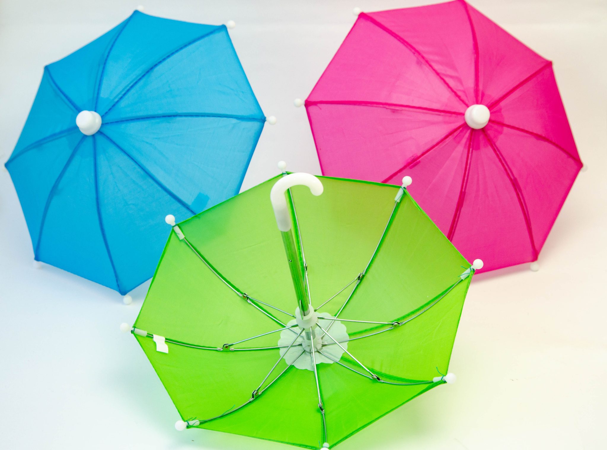 Парасолька у масштабі 1:6