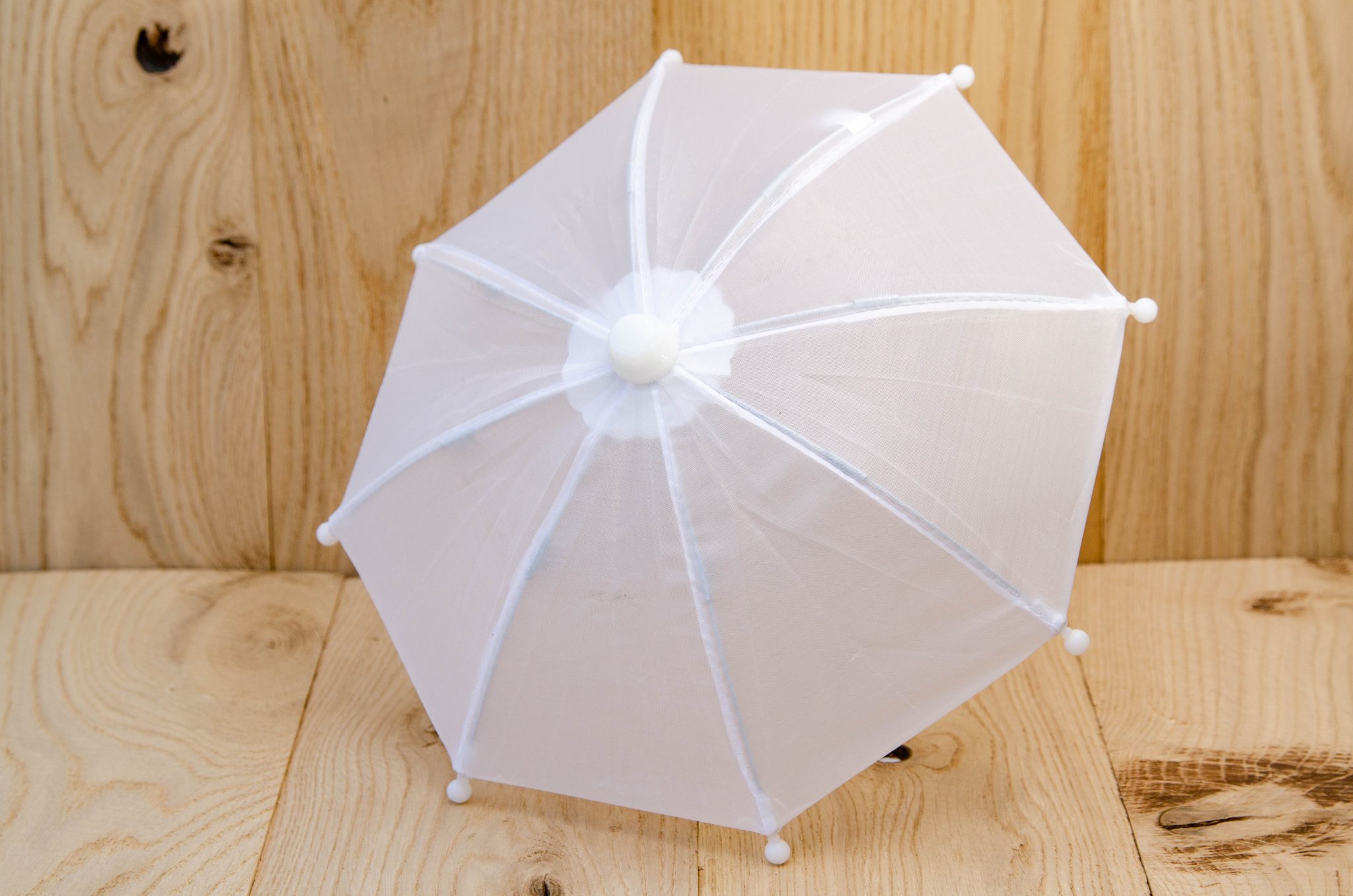 Парасолька у масштабі 1:6