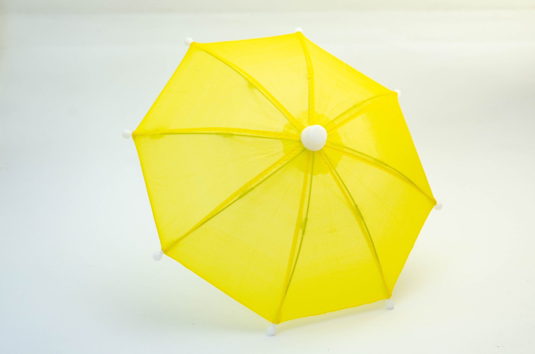 Парасолька у масштабі 1:6